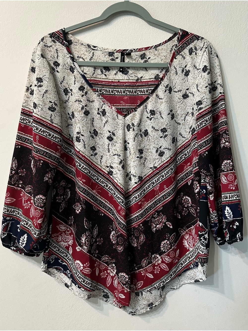 HeartSoul Multicolor Floral V-Neck Roll Tab 3/4 Sleeve Woven Blouse Women's L
